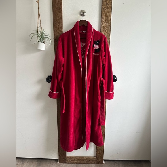 Cranberry Red Women's Robe Embroidered Scotty Dog Logo
Delicates - Picture 4 of 11